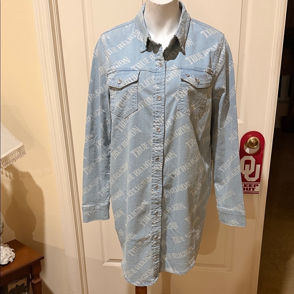 True Religion Georgia Light Bliss Wash Blue Logo Denim Dress. RUNS SMALL. NWT